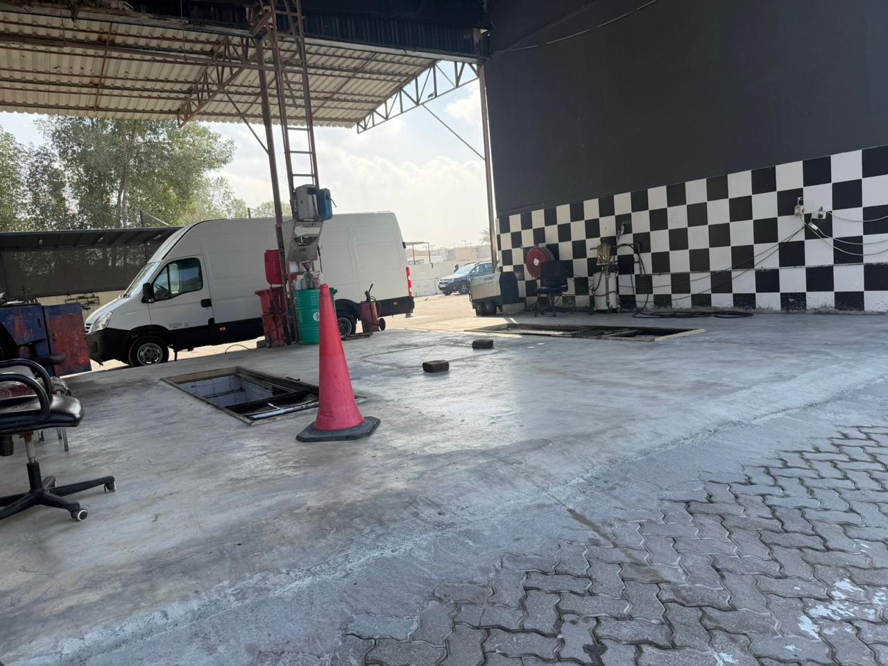 Stand-alone Car Wash & Service Center