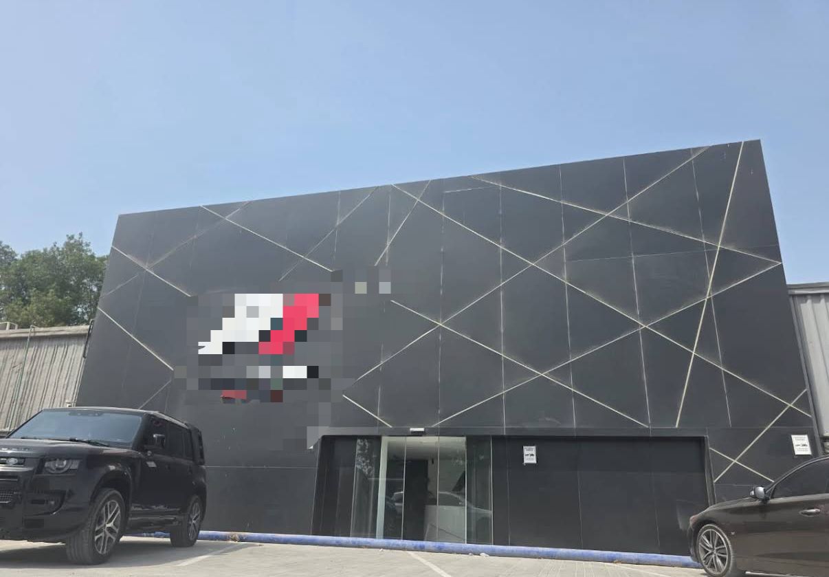 Warehouse for Sale in Al Quoz