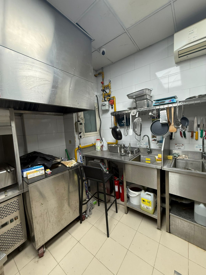 Resturant for sale in Jumeirah road