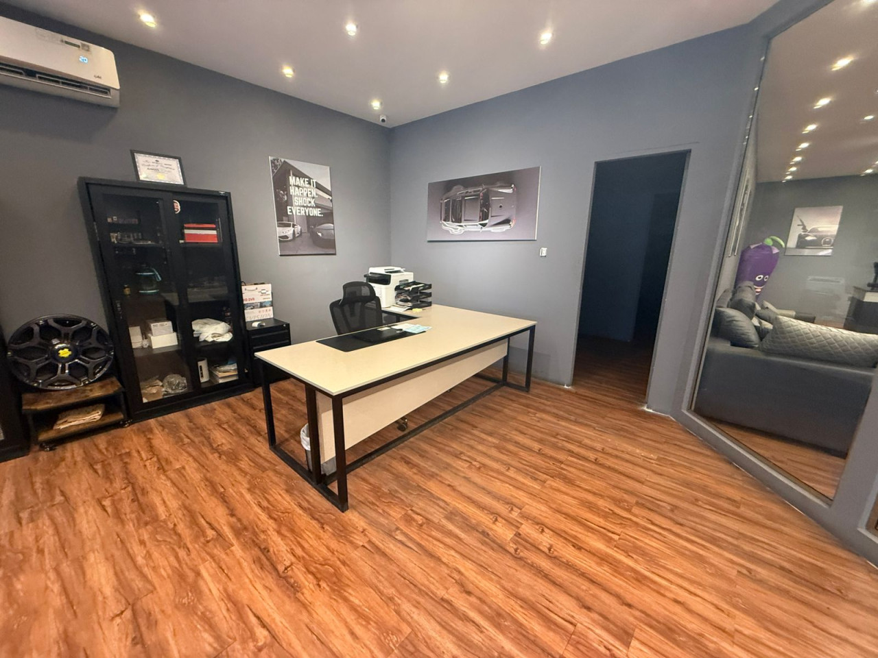 Showroom for Sale – Al Quoz 3