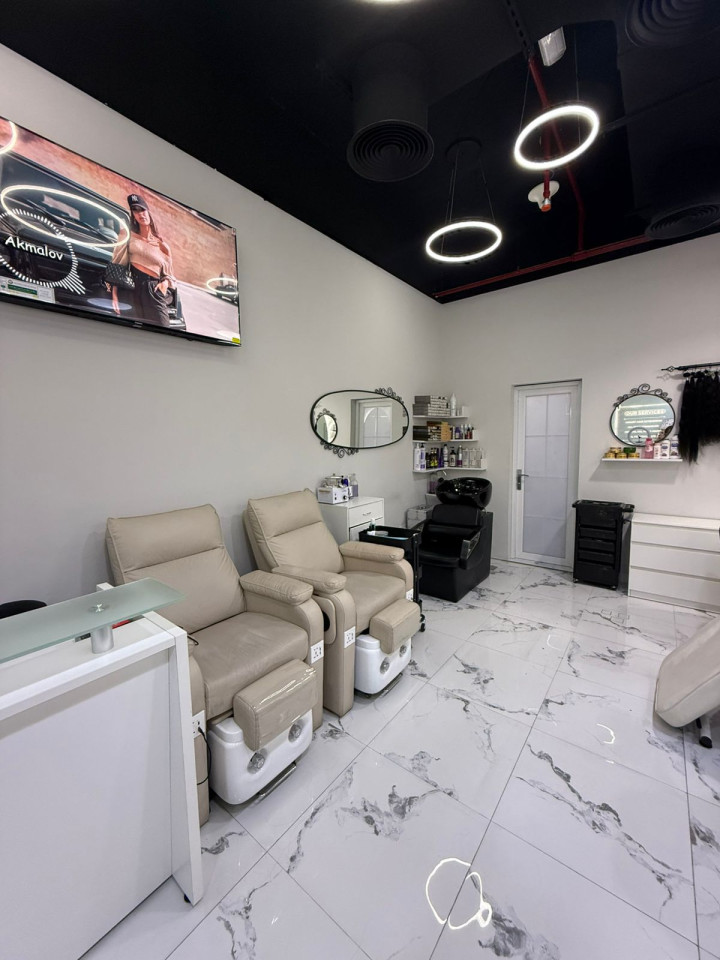 Salon in Jumeirah Garden City for Sale