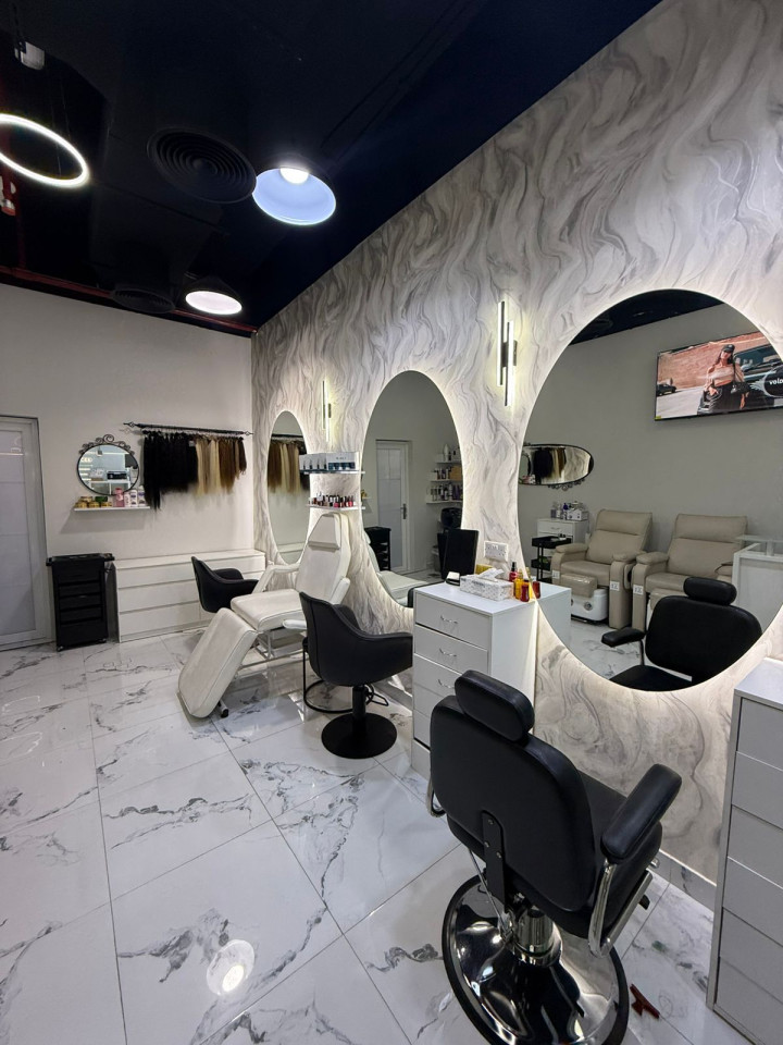 Salon in Jumeirah Garden City for Sale