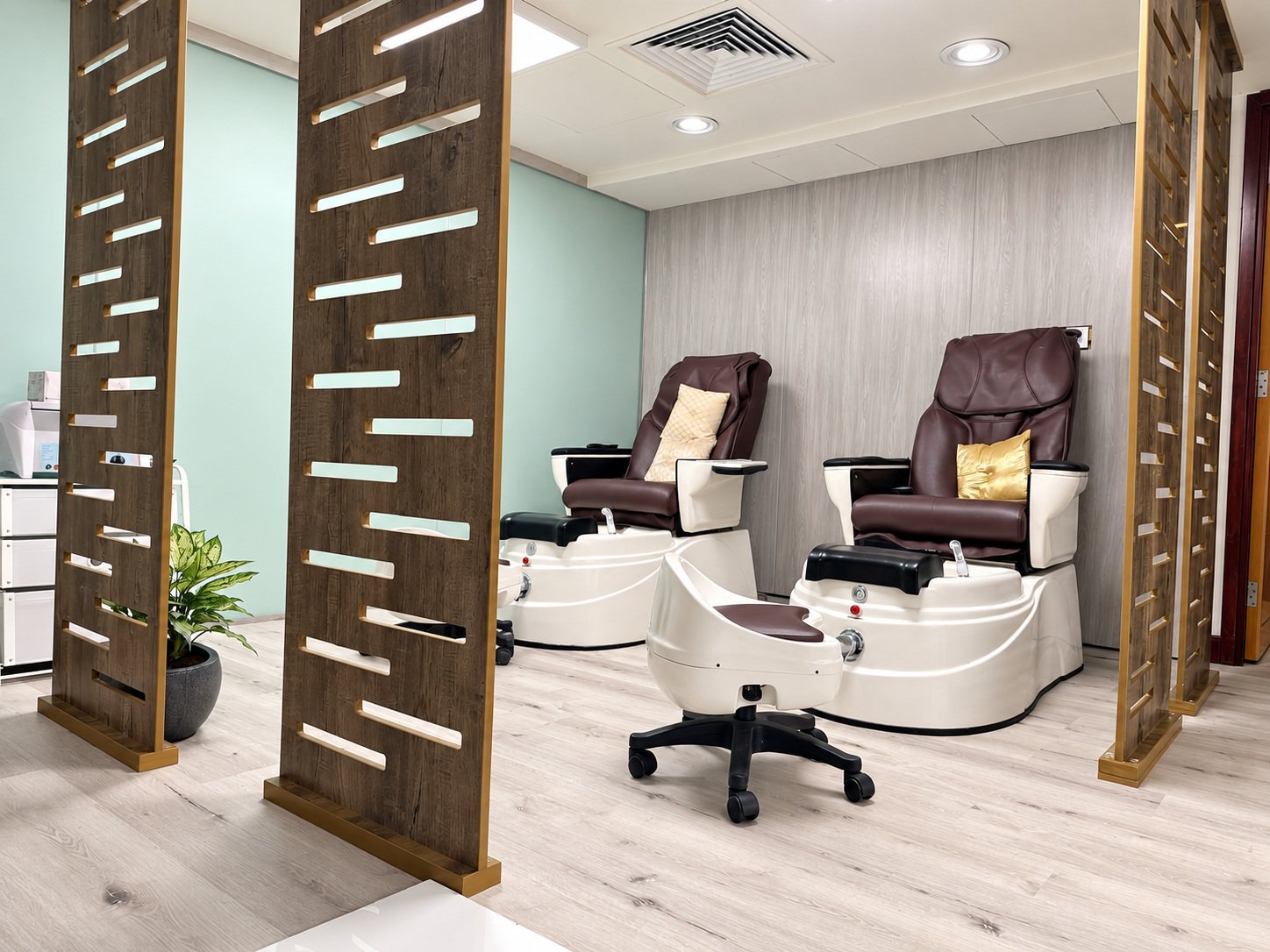 Established Salon for Sale in Deira