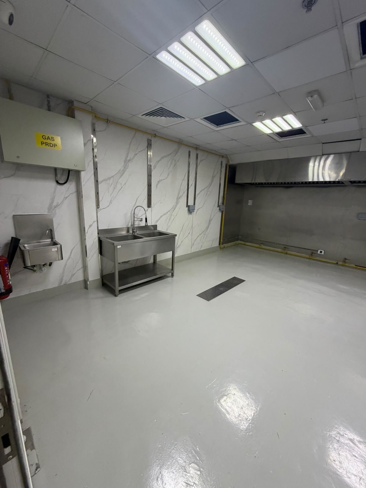 Commercial Kitchen For Rent