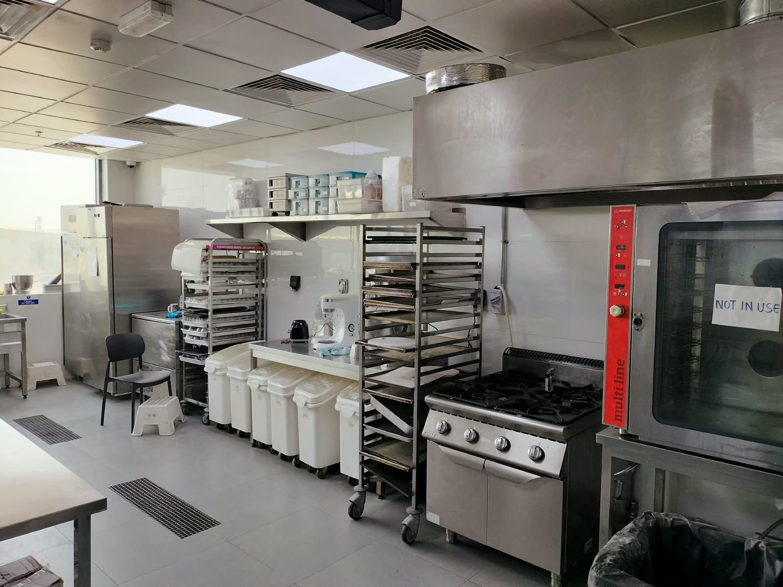 Fully Equipped Central Kitchen for Sale – Al Khawaneej, Dubai