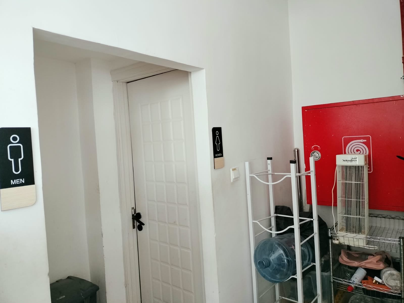 Fully Equipped Central Kitchen for Sale – Al Khawaneej, Dubai