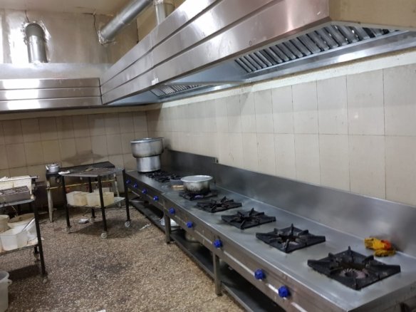 FOR SALE – FULLY FITTED COMMERCIAL CENTRAL KITCHEN | AL QUOZ 4 | READY TO OPERATE – VERY LOW RENT !