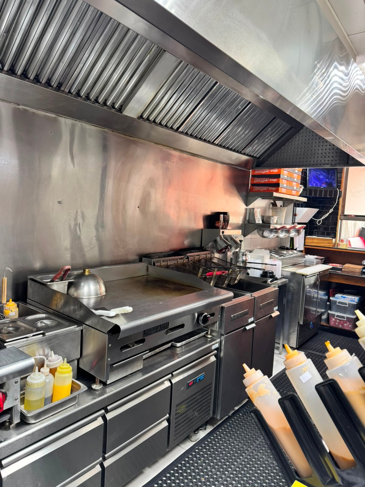 Fully Equipped Restaurant for Sale | Jumeirah Road, Dubai