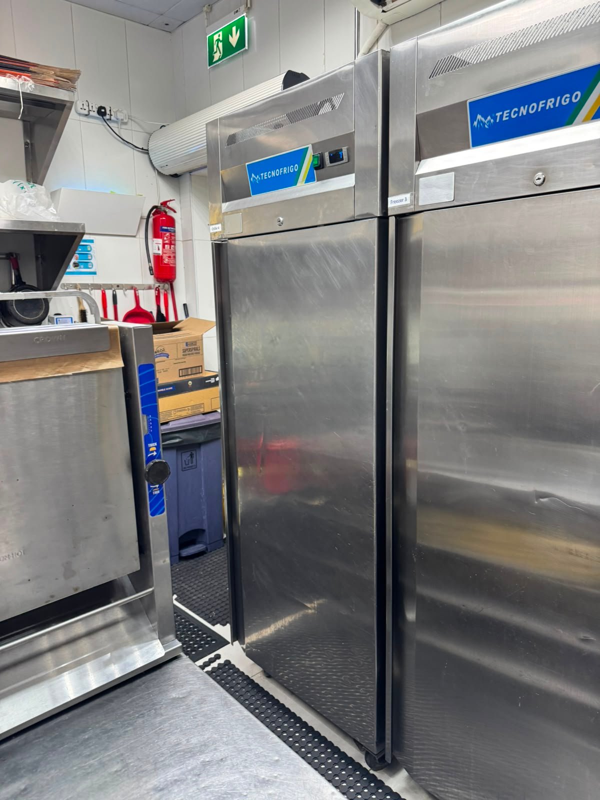 Fully Equipped Restaurant for Sale | Jumeirah Road, Dubai