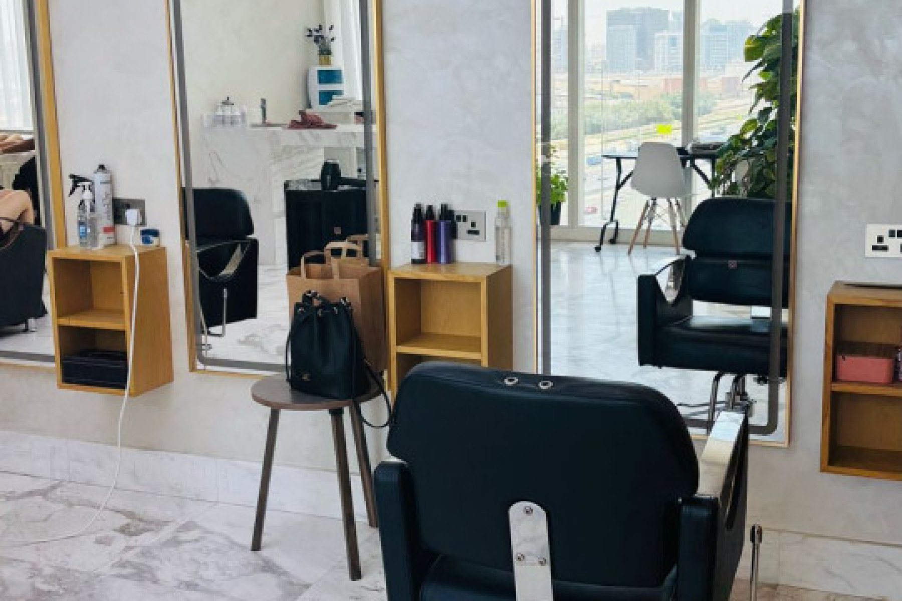 Profitable Beauty Salon for Sale In JVT