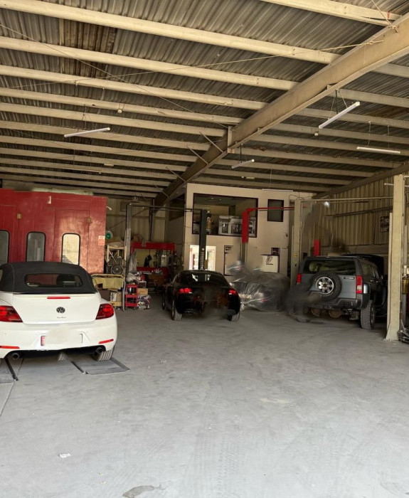 Auto Garage for Sale – Al Quoz 3