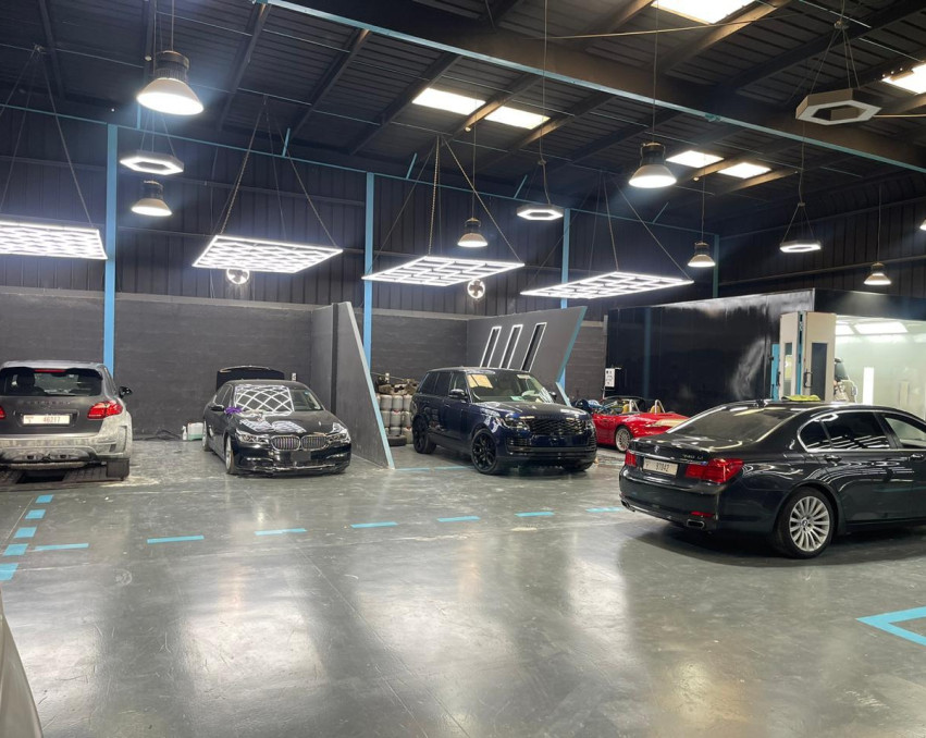 Luxury Running car garage